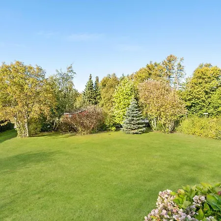 Holiday home 3 Bedroom Pet Friendly In *