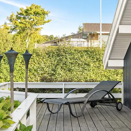3 Bedroom Pet Friendly In Dom wakacyjny *